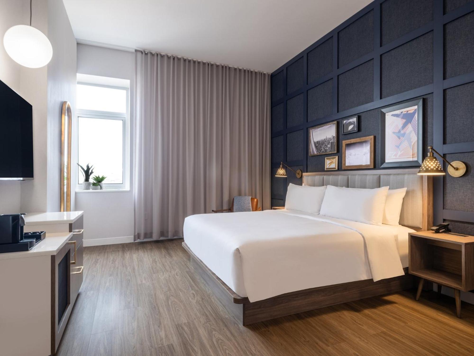 Voco Fiorello - Laguardia East By Ihg Нью-Йорк Екстер'єр фото