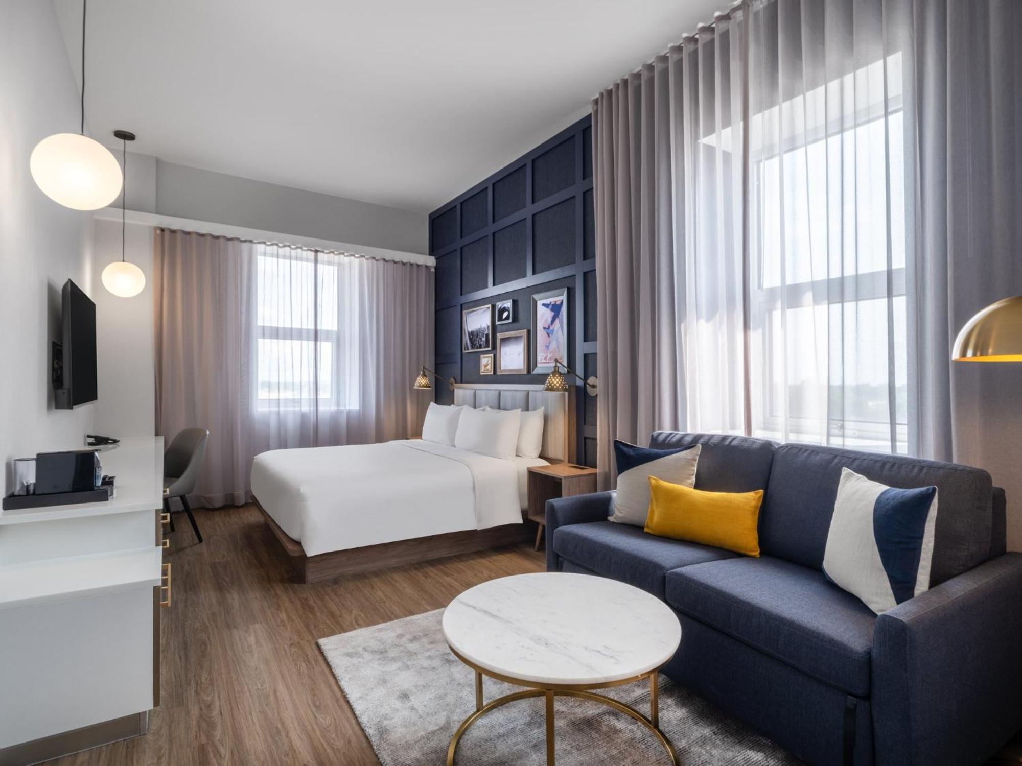 Voco Fiorello - Laguardia East By Ihg Нью-Йорк Екстер'єр фото