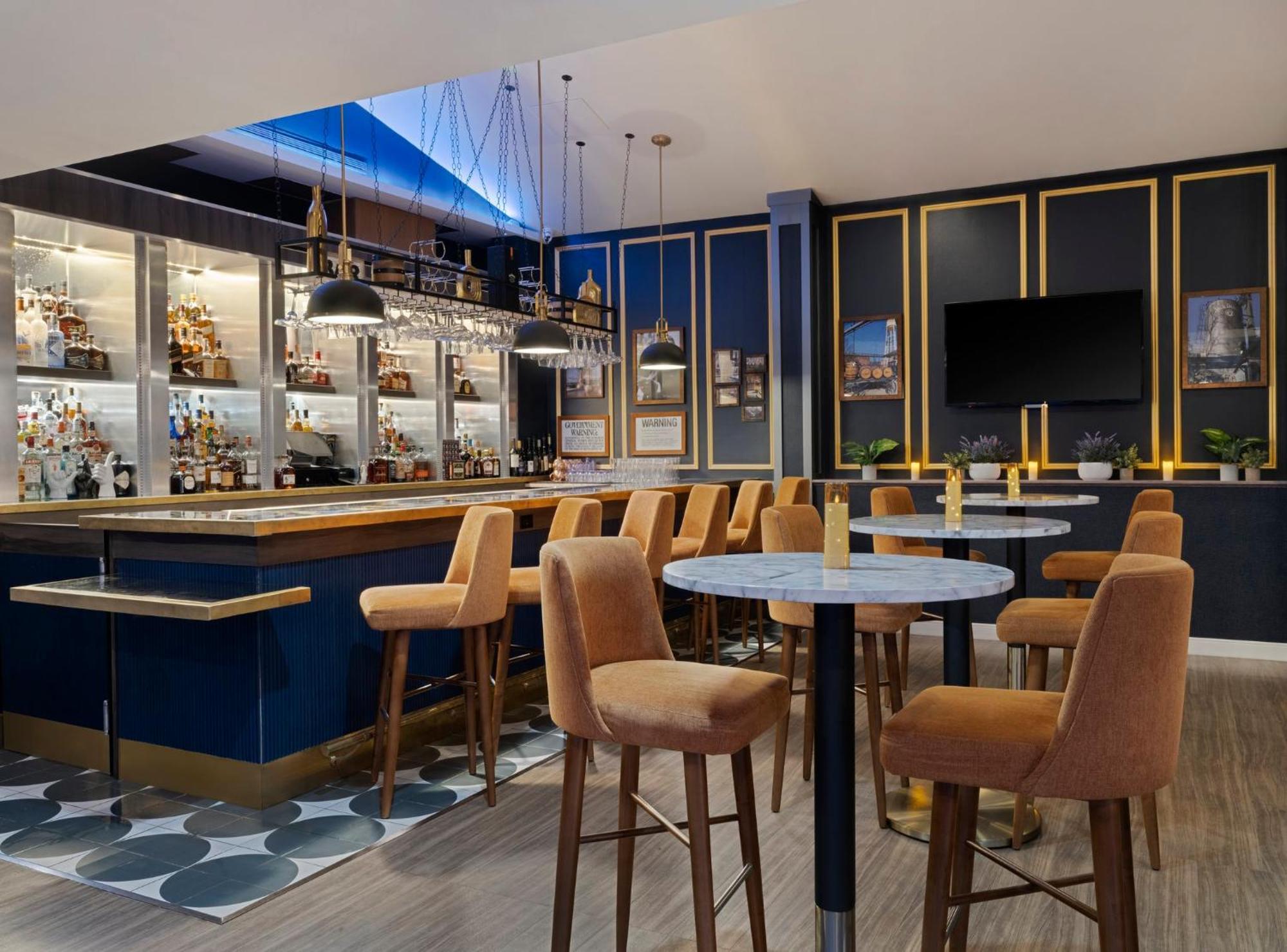 Voco Fiorello - Laguardia East By Ihg Нью-Йорк Екстер'єр фото